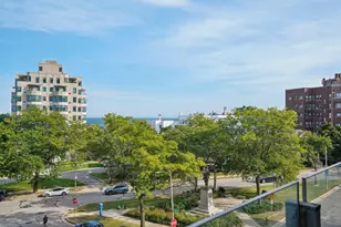 1313 N Franklin Pl, Milwaukee, WI 53202 - Photo 40