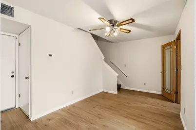 8657 N 72nd St, Milwaukee, WI 53223 - Photo 6