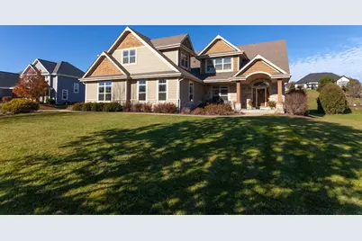 739  Stepping Stone Way, Pewaukee, WI 53072 - Photo 74