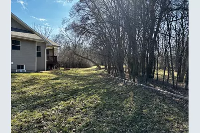 6183 S 40th St, Greenfield, WI 53221 - Photo 56