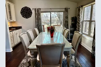 6183 S 40th St, Greenfield, WI 53221 - Photo 18