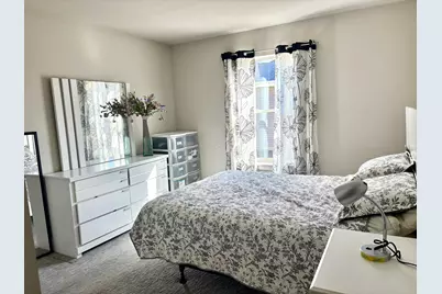 6183 S 40th St, Greenfield, WI 53221 - Photo 22