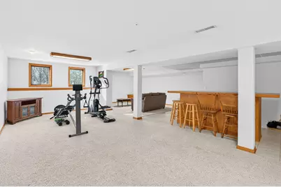 605  Cleveland Ave, Hartford, WI 53027 - Photo 22