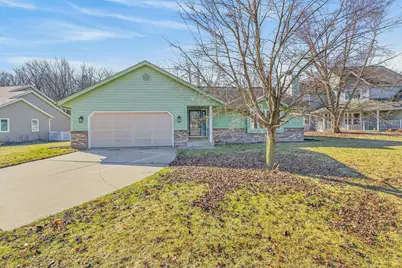 605  Cleveland Ave, Hartford, WI 53027 - Photo 26