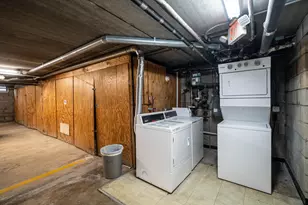 524 Laurel Lake Rd, Thiensville, WI 53092 - Photo 18