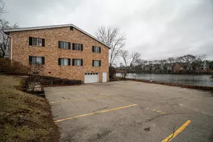 524 Laurel Lake Rd, Thiensville, WI 53092 - Photo 24