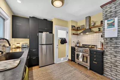 3437 N Cramer St, Milwaukee, WI 53211 - Photo 4