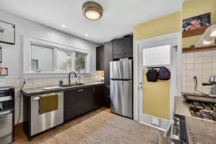 3437 N Cramer St, Milwaukee, WI 53211 - Photo 8