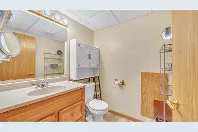 1319 N 49th St, Sheboygan, WI 53081 - Photo 30