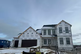 805 Viewpoint Ave, Waukesha, WI 53188 - Photo 2