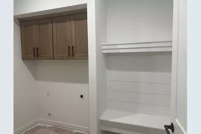 805  Viewpoint Ave, Waukesha, WI 53188 - Photo 10