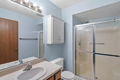 3721 W Loomis Rd, Greenfield, WI 53221 - Photo 18