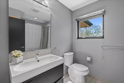 122 W Devon St, Whitefish Bay, WI 53217 - Photo 32