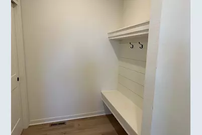 801  Viewpoint Dr, Waukesha, WI 53188 - Photo 6