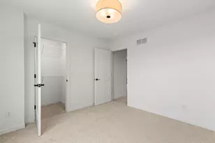 801 Viewpoint Dr, Waukesha, WI 53188 - Photo 28