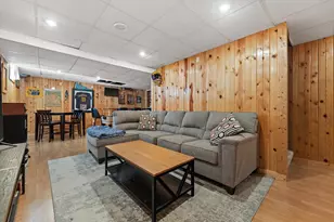 4031 S 89th St, Greenfield, WI 53228 - Photo 32