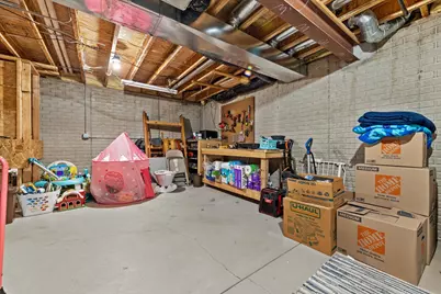 4031 S 89th St, Greenfield, WI 53228 - Photo 36