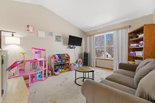 4031 S 89th St, Greenfield, WI 53228 - Photo 22