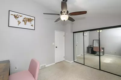 4818 S 19th St, Milwaukee, WI 53221 - Photo 16