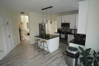 8409 S Palomino Dr, Oak Creek, WI 53154 - Photo 16