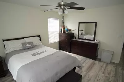 8409 S Palomino Dr, Oak Creek, WI 53154 - Photo 30