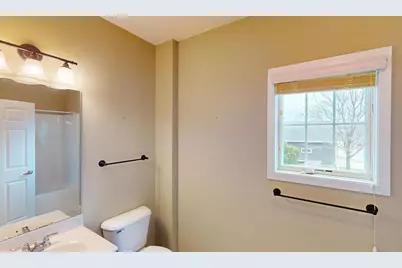 807  Maple Shade Dr, Holmen, WI 54636 - Photo 28