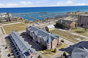 318 57th St, Kenosha, WI 53140 - Photo 2