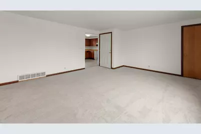 5066 N 84th St #5068, Milwaukee, WI 53225 - Photo 18