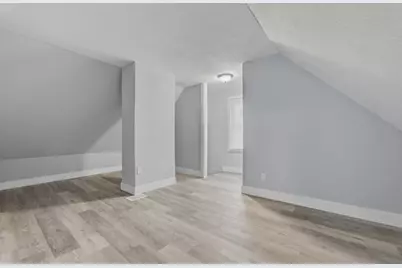 926 S 35th St, Milwaukee, WI 53215 - Photo 16