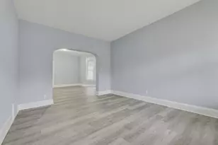 926 S 35th St, Milwaukee, WI 53215 - Photo 6