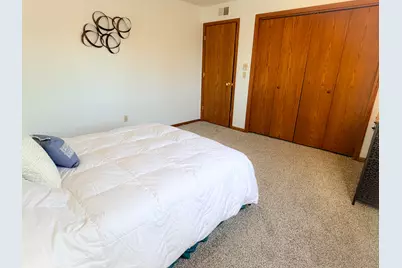 W168N11523  El Camino Dr, Germantown, WI 53022 - Photo 26