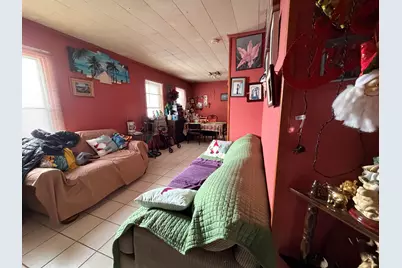 923  Racine St, Racine, WI 53403 - Photo 2