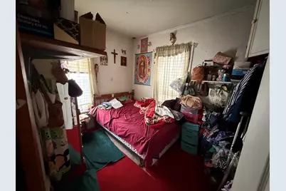 923  Racine St, Racine, WI 53403 - Photo 8