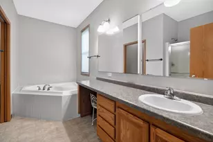 218 Kilbourn St, Horicon, WI 53032 - Photo 20
