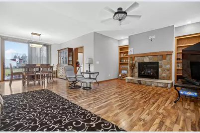 218  Kilbourn St, Horicon, WI 53032 - Photo 6