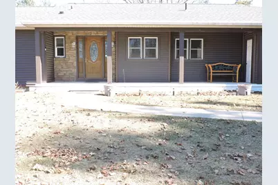 1227 S Main St, Fort Atkinson, WI 53538 - Photo 2