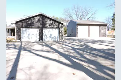 1227 S Main St, Fort Atkinson, WI 53538 - Photo 42