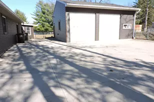 1227 S Main St, Fort Atkinson, WI 53538 - Photo 34