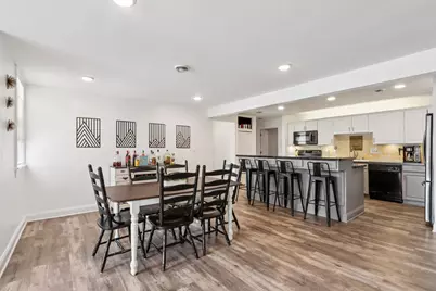 9205 S Chicago Rd, Oak Creek, WI 53154 - Photo 22