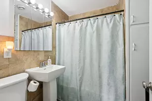 9205 S Chicago Rd, Oak Creek, WI 53154 - Photo 20