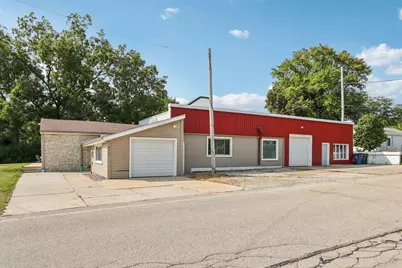 9205 S Chicago Rd, Oak Creek, WI 53154 - Photo 46