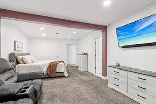 9205 S Chicago Rd, Oak Creek, WI 53154 - Photo 16