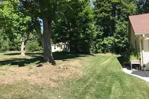 4565 Meadow View E, Brookfield, WI 53005 - Photo 34