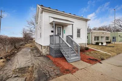 1237  The Strand -, Waukesha, WI 53186 - Photo 2