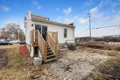 1237  The Strand -, Waukesha, WI 53186 - Photo 16