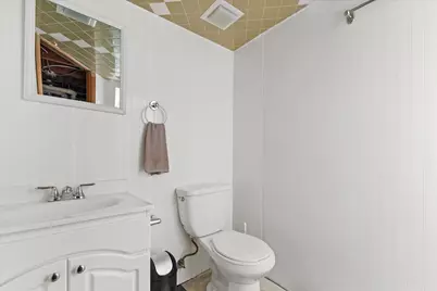 6155 S 35th St, Greenfield, WI 53221 - Photo 28