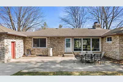 6155 S 35th St, Greenfield, WI 53221 - Photo 30