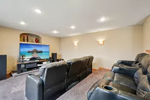 W170 N5385 Ridgewood Dr, Menomonee Falls, WI 53051 - Photo 16