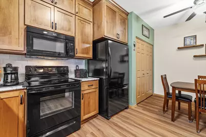 4301  Taylor Hbr #1, Racine, WI 53403 - Photo 26