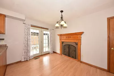 8750 W Fairy Chasm Dr, Milwaukee, WI 53224 - Photo 12